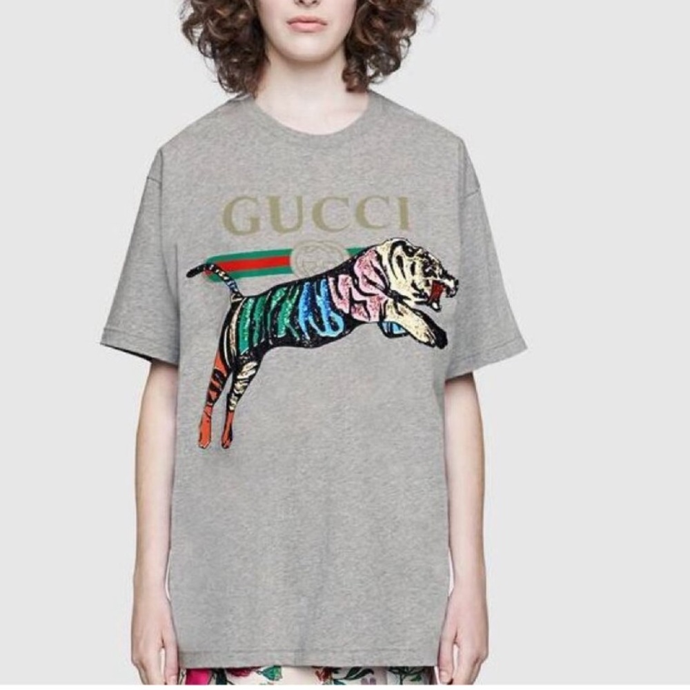 Gucci Oversized Unisex Gray Tee with Multicolor Sequin Tiger